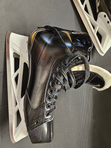 Bauer Supreme S29 Hockey Goalie Skates Extra Wide Width 9 (Used)
