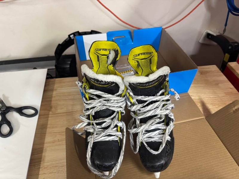 Bauer Supreme M4 Youth Hockey Skates Size 4.5 Fit 2 – Good Condition