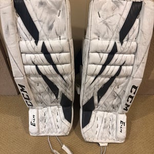 31" 2018 CCM Extreme Flex E4.9 Goalie Leg Pads (Used)