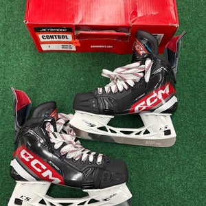 Senior CCM JetSpeed Control (SMU) Hockey Skates (Regular) Size 7 (Used)