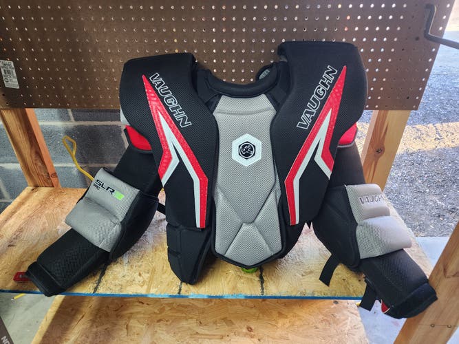 XL 2022 Vaughn SLR 3 Pro Goalie Chest Protector (Used)