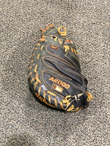 Used Wilson A2000 Right Hand Throw Catcher's Baseball Glove 33.5"