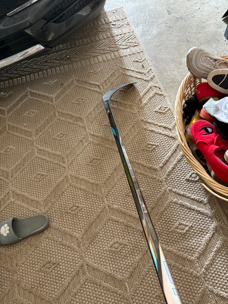 Intermediate Bauer Nexus Tracer Left Hand Hockey Stick P92 65 Flex (New)