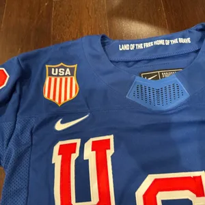 Dylan Larkin Team USA 2026 Olympics Stitched Hockey Jersey – Blue Large