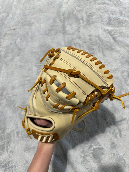 Brown Marucci Ascension RH Catcher's Baseball Glove 33" (Used)