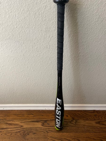 2011 Easton Magnum USSSA Certified Bat (-10) 18 oz 28" (Used)