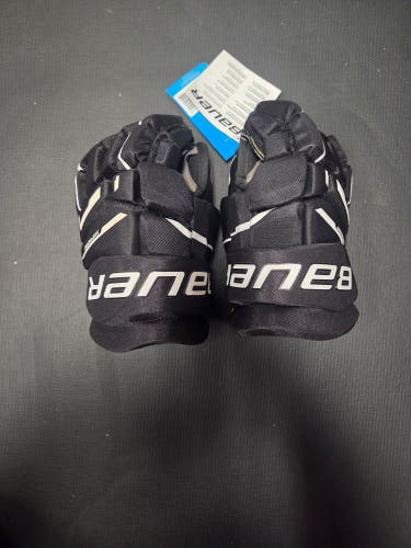New Bauer Supreme M3 Gloves Junior 11" black