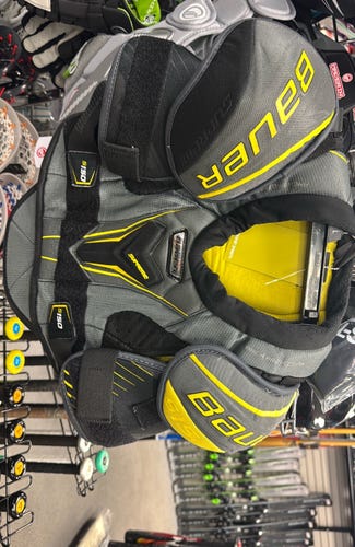 JR LG Bauer Supreme S150 (Used) Large Junior ice hockey Shoulder Pads pad 150