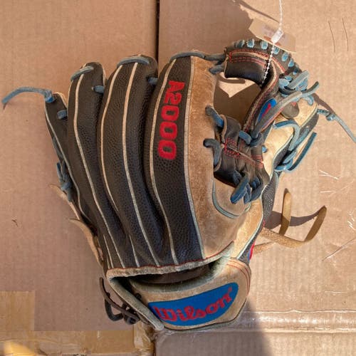 Wilson A2000 RH Baseball Glove 11.5"