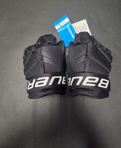 Brand New Black Junior Bauer X Gloves 10"