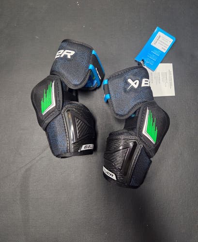 New Junior Medium Bauer X Elbow Pads