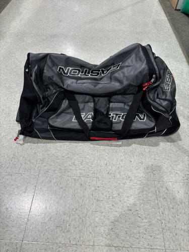 Easton Wheeled Hockey Bag (Used)