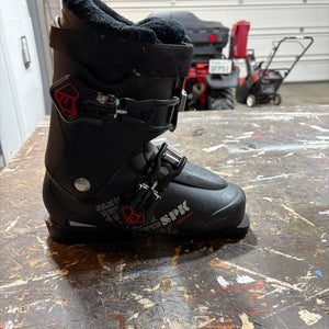 Mondo 26 & 26.5 Salomon Spk Ski Boots (Used)