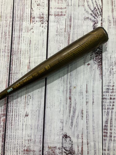 2024 DeMarini Voodoo One Alloy Bat BBCOR Certified (-3) Alloy 30 oz 33" (Used)