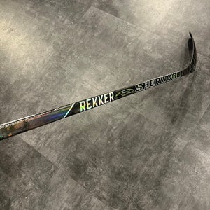 Sher-Wood Rekker Morph Pro Hockey Stick | RH PP28 Junior 30 Flex
