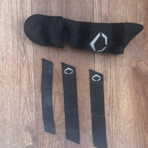 Black EvoShield Leg guard Shin Guards (Used)