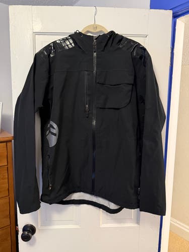 Black Men's Adult XL SYNC Shell Jacket (Used)