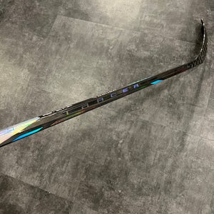 Bauer Nexus Tracer Hockey Stick | RH P28 Junior 30 Flex