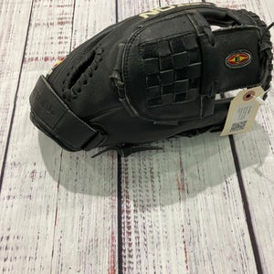 Easton Black-Magic RH Outfield Baseball Glove 12.5" (Used)