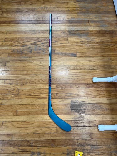 Senior Bauer Twitch Left Hand Hockey Stick P28 70 Flex Pro Stock (Used)
