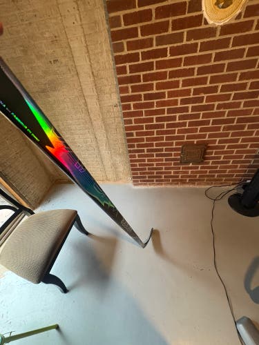 NEW Intermediate Bauer Vapor Flylite Right Handed Hockey Stick P88 65 Flex (New)