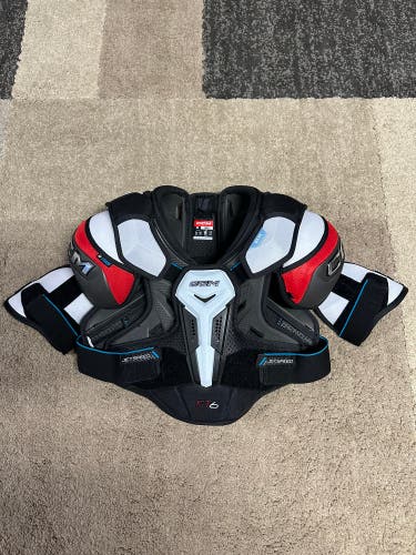 Small Senior CCM JetSpeed FT6 Shoulder Pads (New)