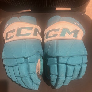 CCM Gloves 14" Pro Stock (Used) Luke Kunin San Jose Sharks