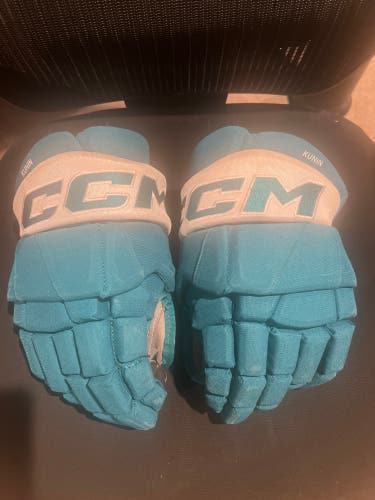CCM Gloves 14" Pro Stock (Used) Luke Kunin San Jose Sharks