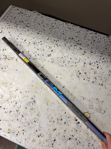 Senior CCM Tacks XF Pro Right Handed Hockey Stick P28 75 Flex (New)