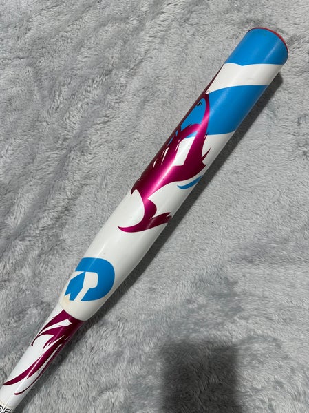 Pink 2017 DeMarini Vendetta Composite Bat (-10) Composite 21 oz 31" (Used)