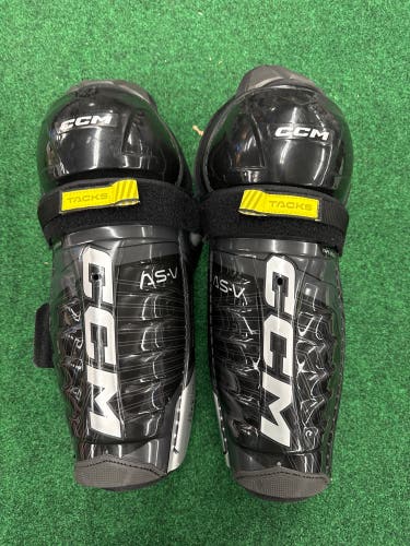 Junior CCM Tacks AS-V Shin Pads 12" (Used)
