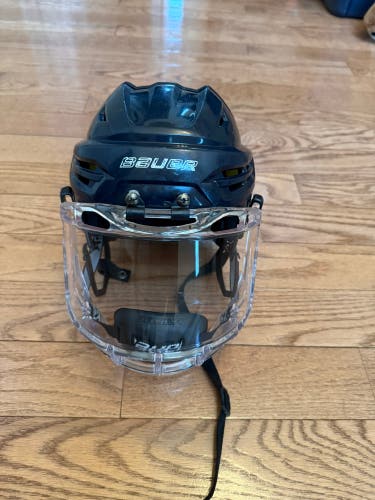 Medium Bauer Re-Akt 95 Helmet (Used)