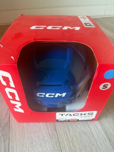 Small CCM Tacks 720 Helmet (New)