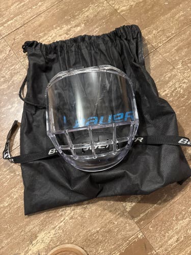 Large Bauer Concept 3 Full Shield Shield (Used)