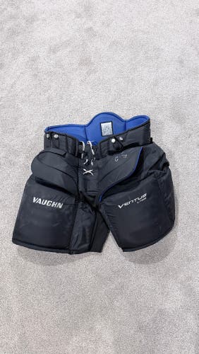 Senior Large Vaughn Ventus lt88 Hockey Goalie Pants (Used)