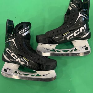 CCM Tacks XF 70 Hockey Skates | Size 8.5R