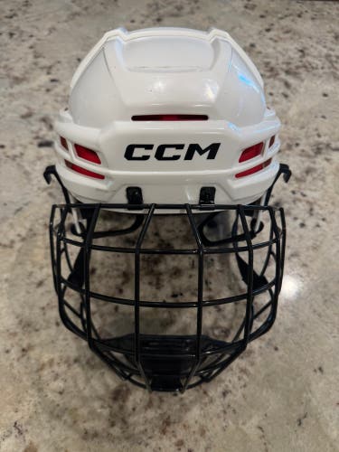 CCM TACKS 70 Helmet Cage Combo White Size Small