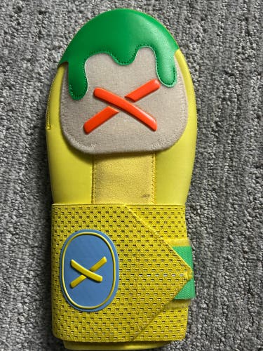 Yellow Senior Sliding Mitt (Used)