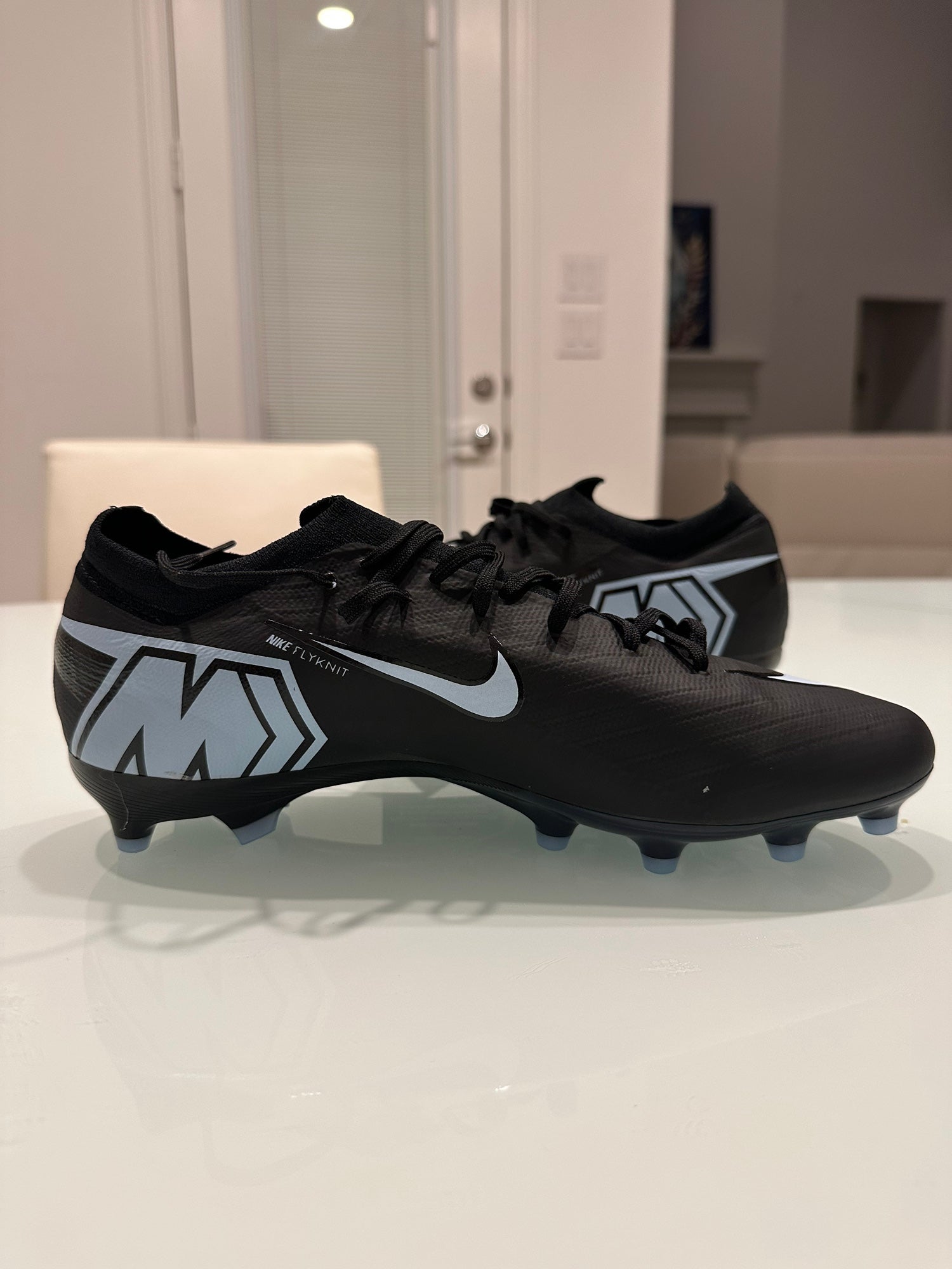 nike flyknit ultra soccer cleats