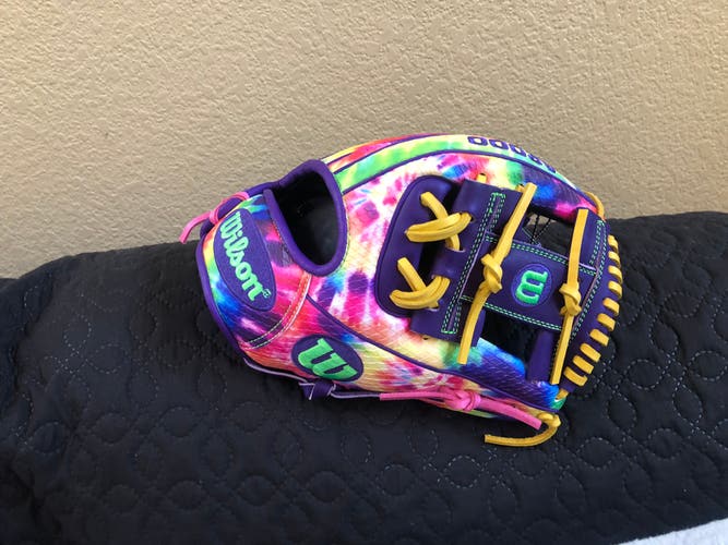 2025 Wilson A2000 1786SS SERIES RH Infield Baseball Glove 11.5" (New)