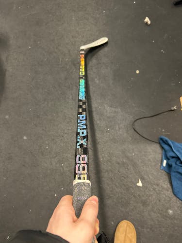 Senior Sher-Wood PMPX 9950 Right Handed Hockey Stick PP92 68 Flex (Used)