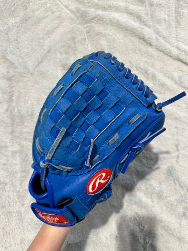 Blue Rawlings Highlight Series RH Pitcher's Baseball Glove 11.5" (Used)
