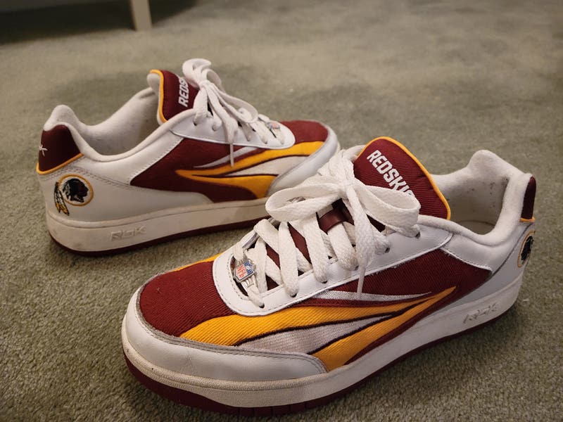 Reebok NFL Washington Redskins Unisex Size M 9.5 (W 10.5) Adult