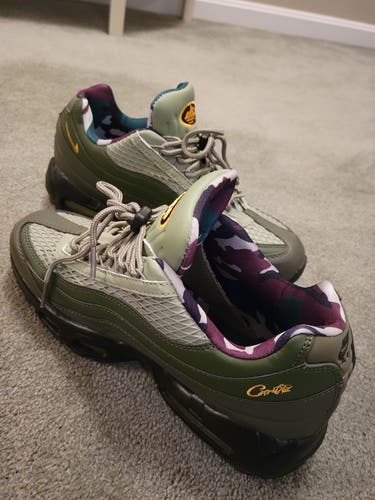 Corteiz x Nike Air Max 95 SP Rules the World Sequoia Gutta Green Men's Size M 10 Adult (Used)
