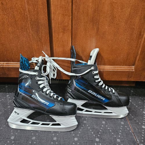 Bauer Hockey Skates Regular Width Size 5 (Used)
