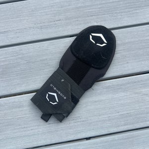 Black Junior EvoShield Sliding Mitt (Used)