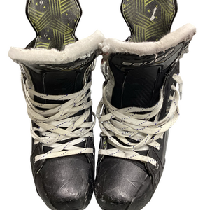 Used Bauer SUPREME M 40 Junior Hockey Skate Junior 04 11613-S000176905