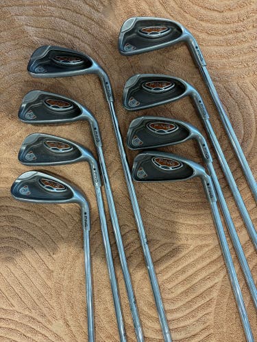 Ping G10 Iron Set (8 Pieces 4-9, S, W) RH Black Dot | Ping AWT Regular Flex Shaft (Used)
