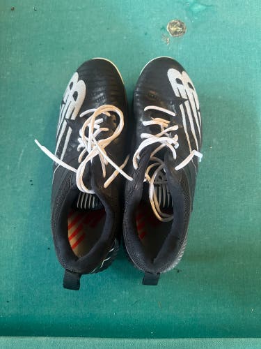 Black Men's Size M 12.0 (W 13.0) New Balance 3000v4 Low Top Molded Cleats (Used)