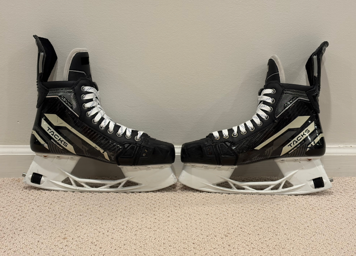 CCM AS-V Pro Hockey Skates